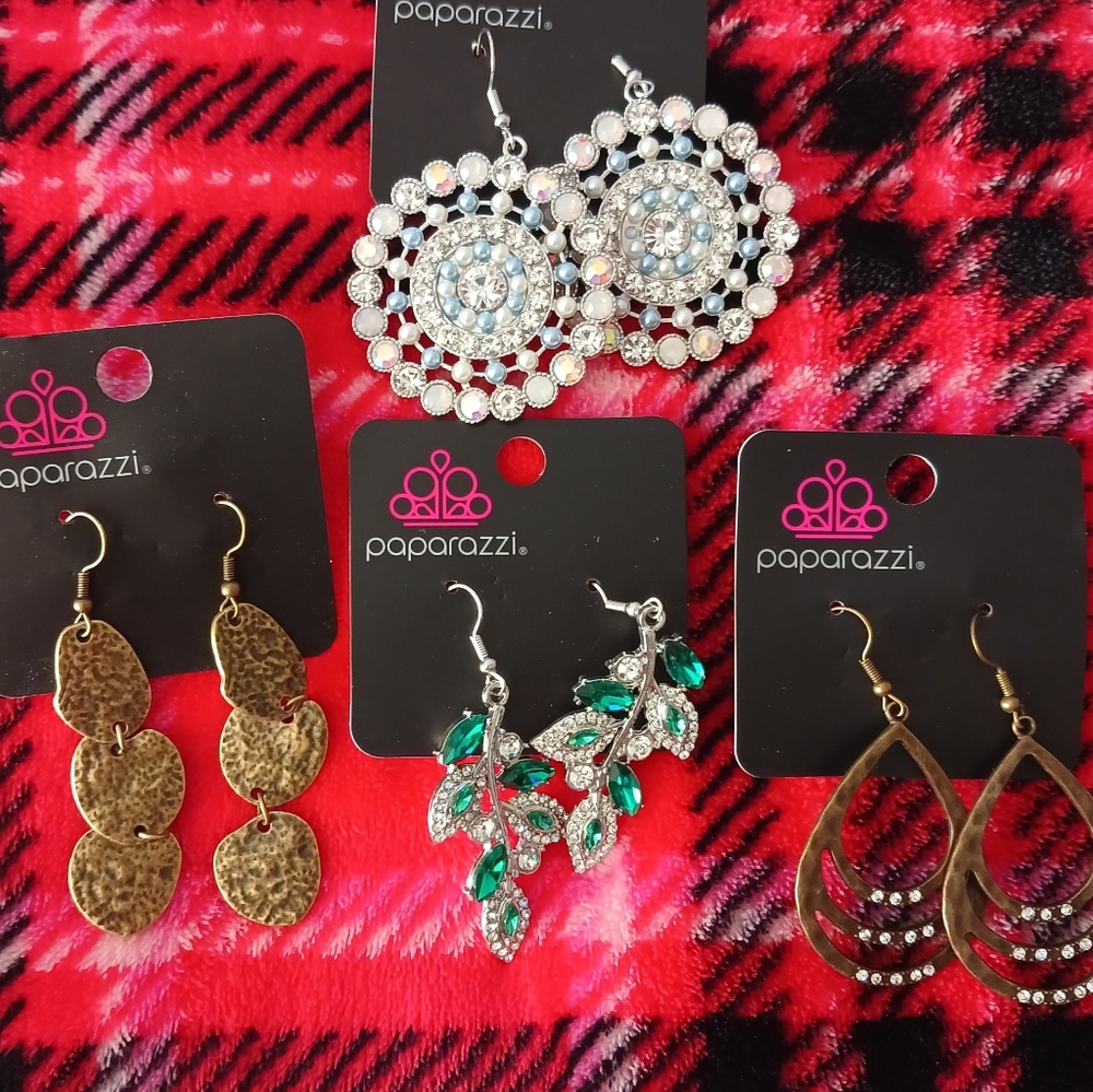 5/$25 Paparazzi Earrings Lot 4 Pairs